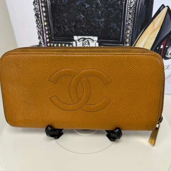 Chanel Caviar skin C C long Wallet
